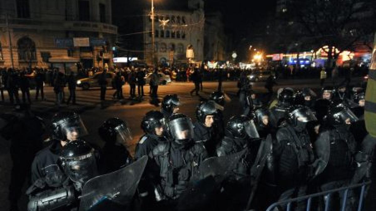 Circulaţia în Piaţa Victoriei a fost reluată, manifestanţii au plecat din zonă