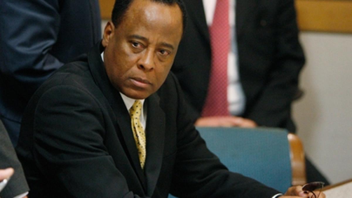 Familia lui Michael Jackson a renunţat la despăgubirile cerute medicului Conrad Murray