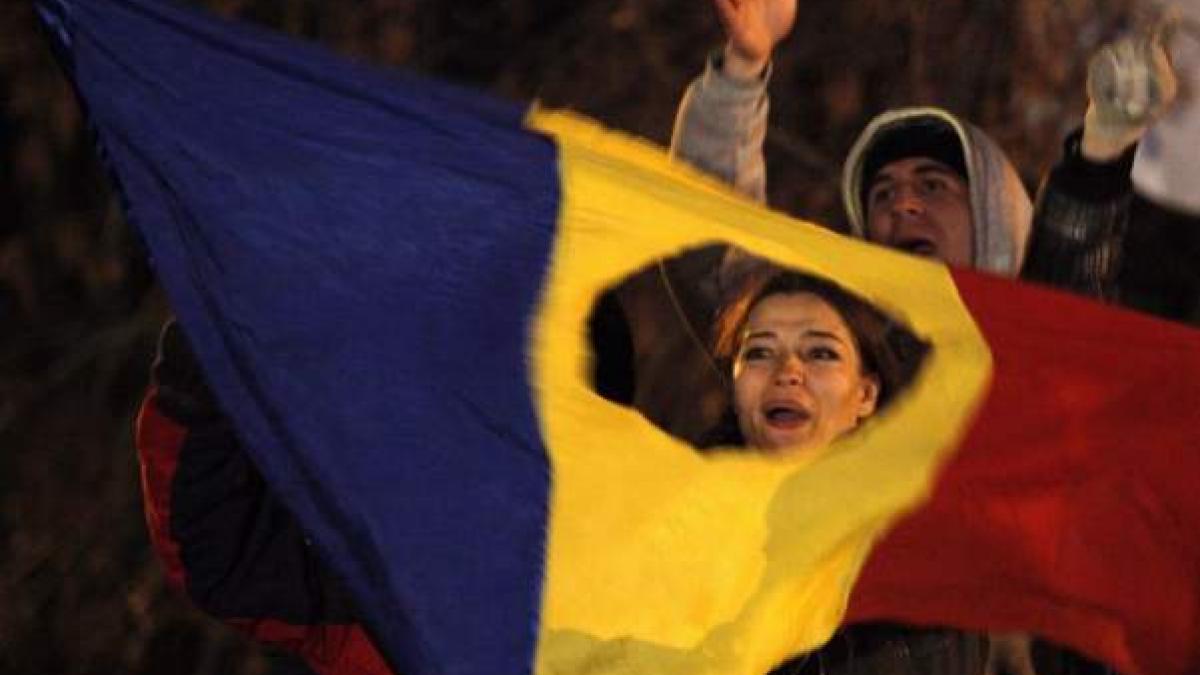 &quot;Jos Guvernul, jos Băsescu&quot; vor striga românii din Chişinău, Viena şi Islanda. Protestele se intensifică peste graniţe