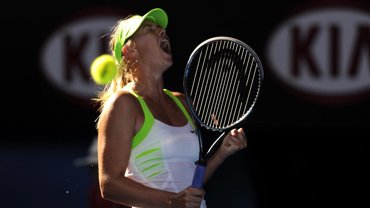 Victoria Azarenka şi Maria Sharapova vor juca finala feminină de la Australian Open