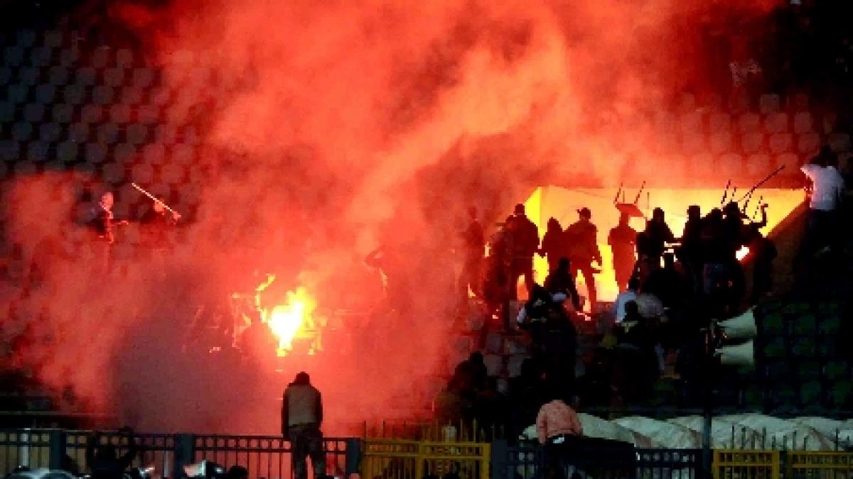 Masacrul din Port Said, fanatism sau capcană a poliţiei? Ce s-a întâmplat, de fapt pe stadion?