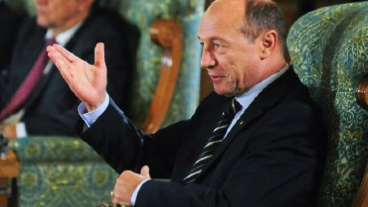 Traian Băsescu s-a întâlnit cu delegaţia FMI, BM şi CE la Palatul Cotroceni