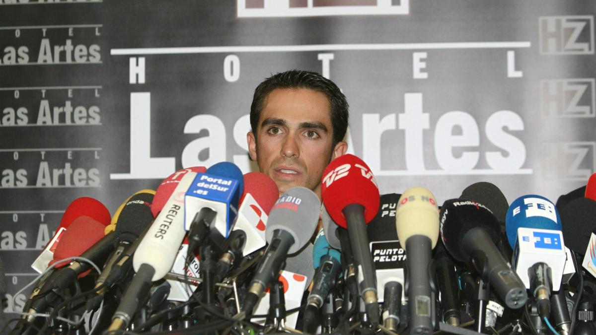 Alberto Contador: „Voi continua în ciclism şi voi reveni mai puternic”