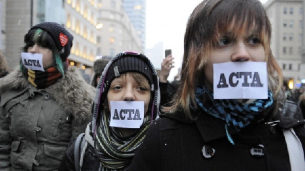 Peste 70.000 de români vor ieşi în stradă să protesteze faţă de ACTA