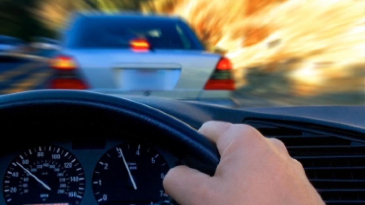 Şoferii FĂRĂ permis vor avea voie să circule pe drumuri. Vezi cum se va schimba legea siguranţei rutiere