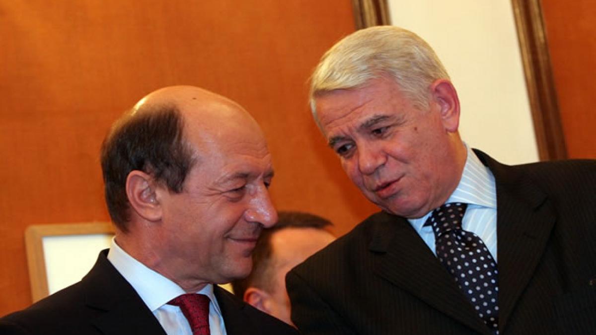 &quot;Meleşcanu a fost ameninţat la telefon de Băsescu. Limbajul nu poate fi reprodus la tv&quot;. Vezi cum a fost relaţia dintre preşedinte şi noul şef al SIE