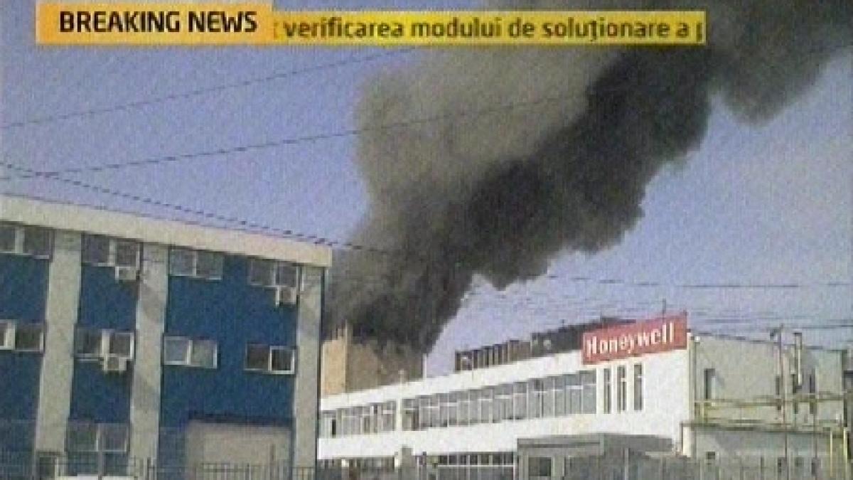 Incediu de amploare, la Turbomecanica Bucureşti: 7 autospeciale împotriva flăcărilor de 10 metri înălţime