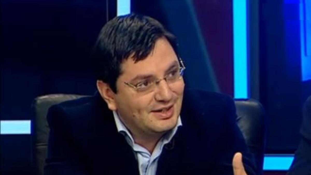 Bănicioiu (PSD): Oltean este un personaj de băşcălie. Deşi e al doilea om în PDL, el nu are pregătire