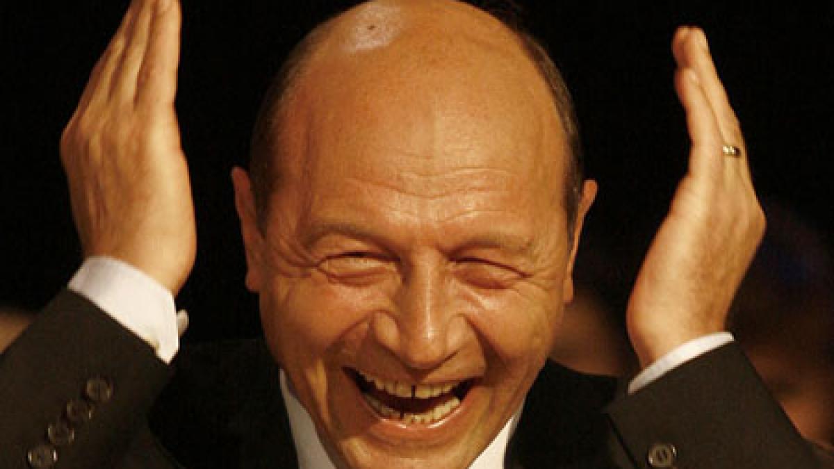 Traian Băsescu: &quot;Nu ştiu de nici o problemă din interiorul coaliţiei şi nu e treaba mea să o rezolv&quot;