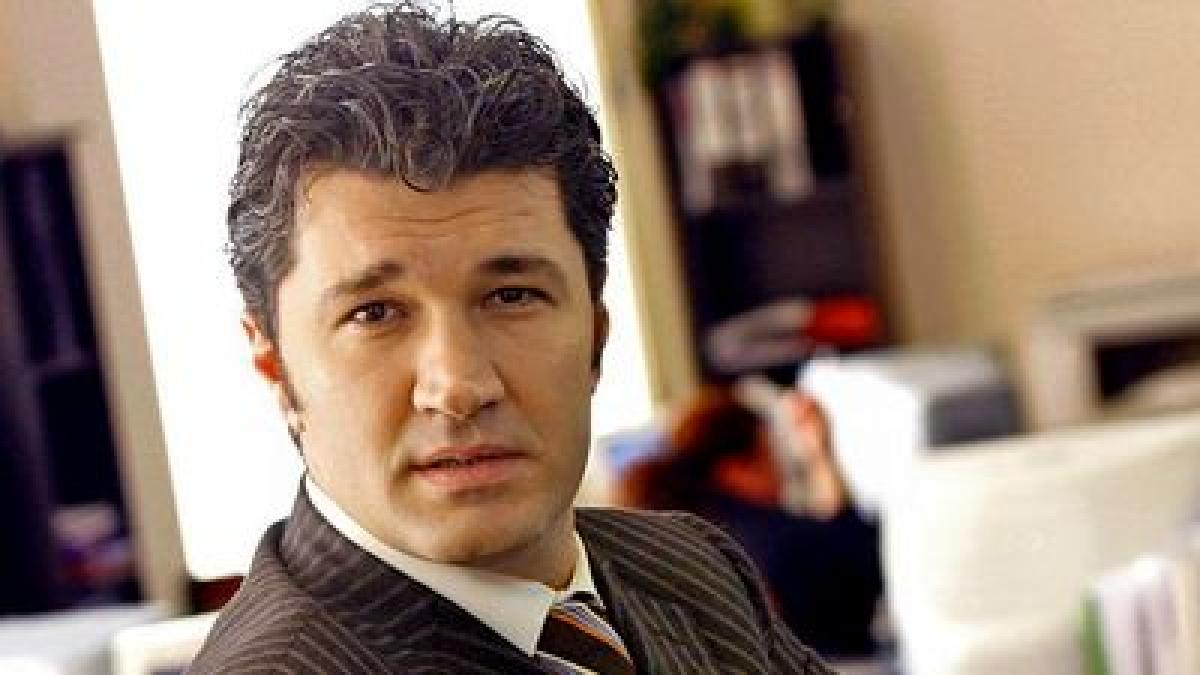 &quot;Se întâmplă şi la case mari&quot;. Scandal, geamuri şi uşi sparte la reşedinţa miliardarului Eduard Uzunov