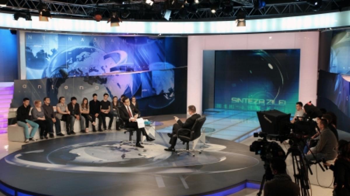 Sinteza Zilei cu Mihai Gâdea şi Mihai Răzvan Ungureanu în studio, pe primul loc