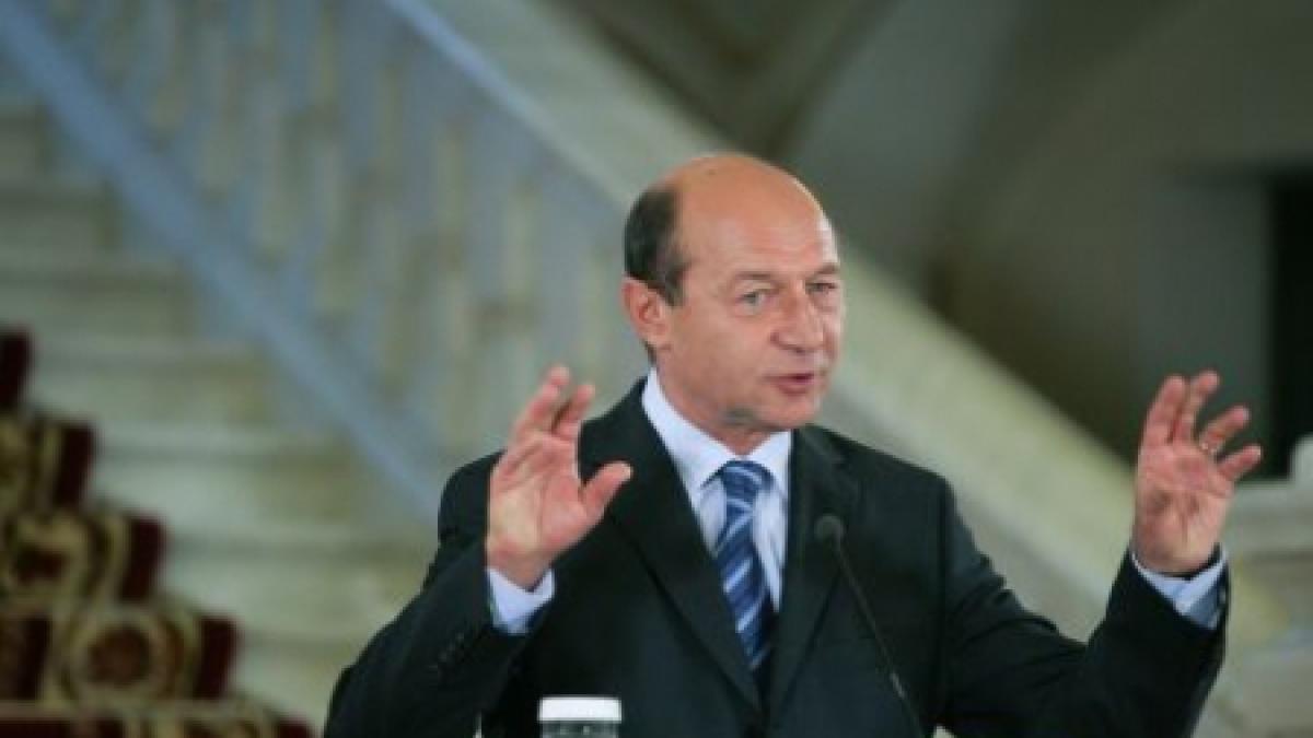 Ucigaşii nu mai au scăpare! Băsescu a promulgat legea potrivit căreia infracţiunile de omor nu se mai prescriu 