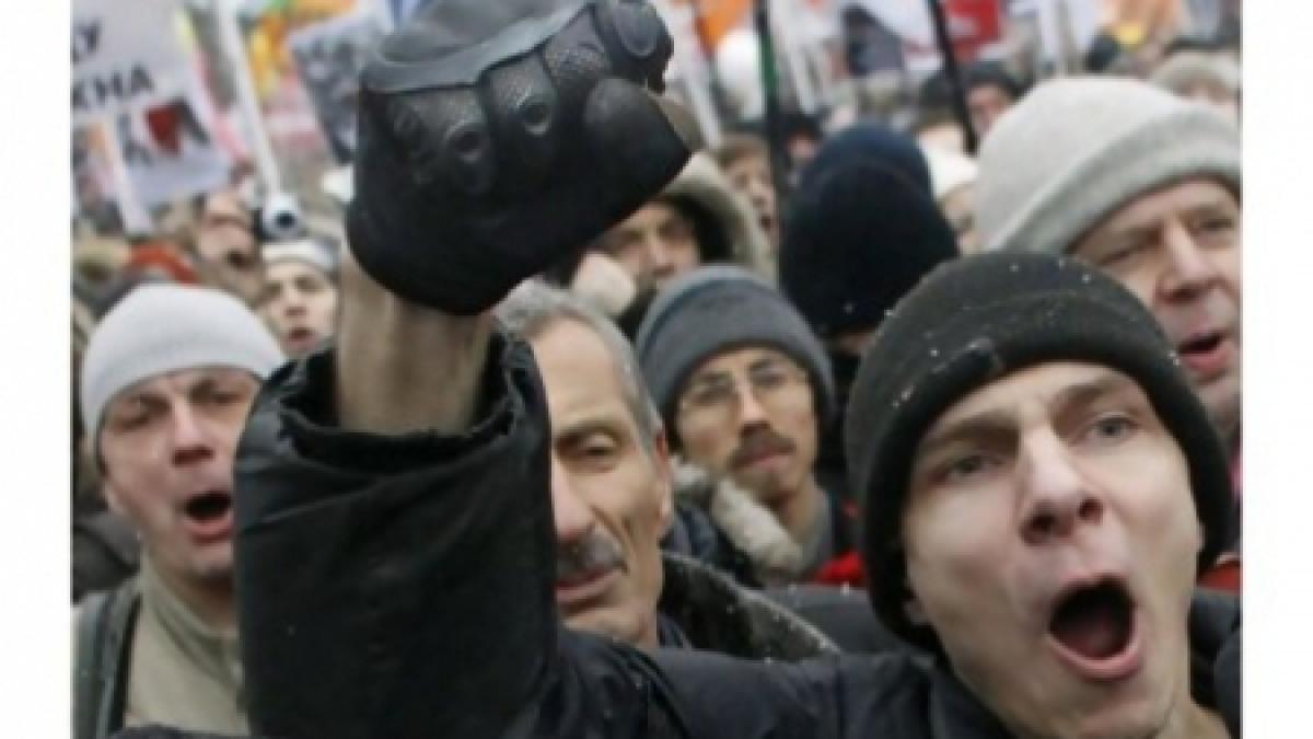 Noi proteste în Rusia. Circa 2.000 de oameni au manifestat la Sankt-Petersburg împotriva preşedintelui Putin