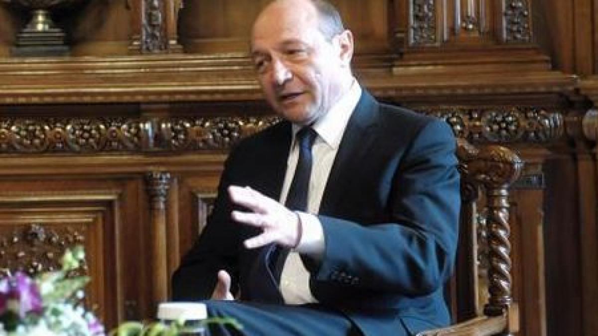 Băsescu: Obiectivul unei lumi fără arme nucleare trebuie corelat cu politica nucleară a NATO