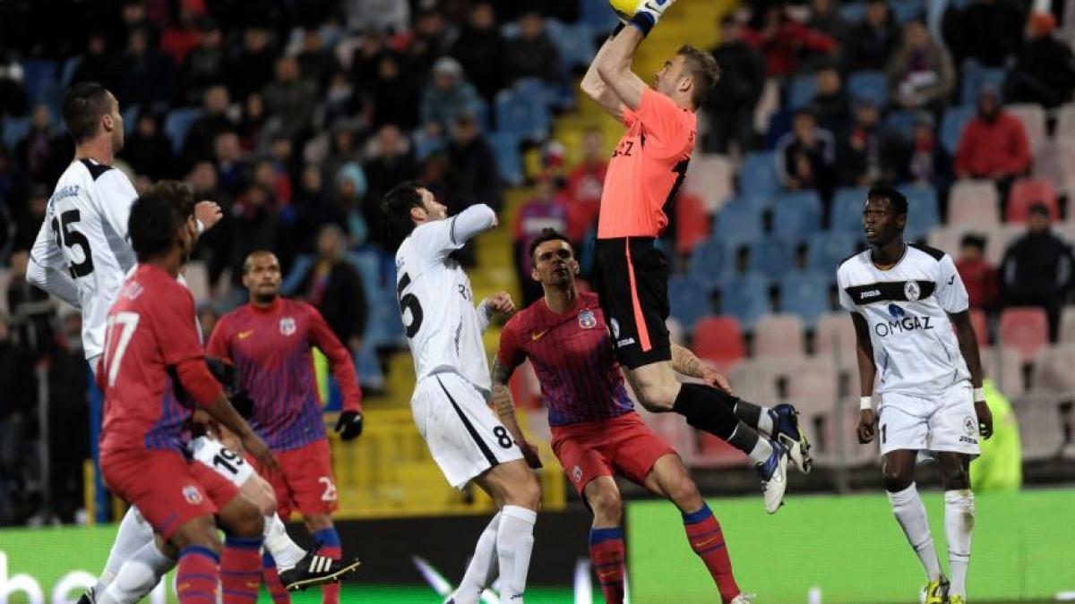 Steaua a remizat acasă cu Gaz Metan Mediaş şi a ratat şansa de a urca pe podium. Postul lui Ilie Stan, în pericol