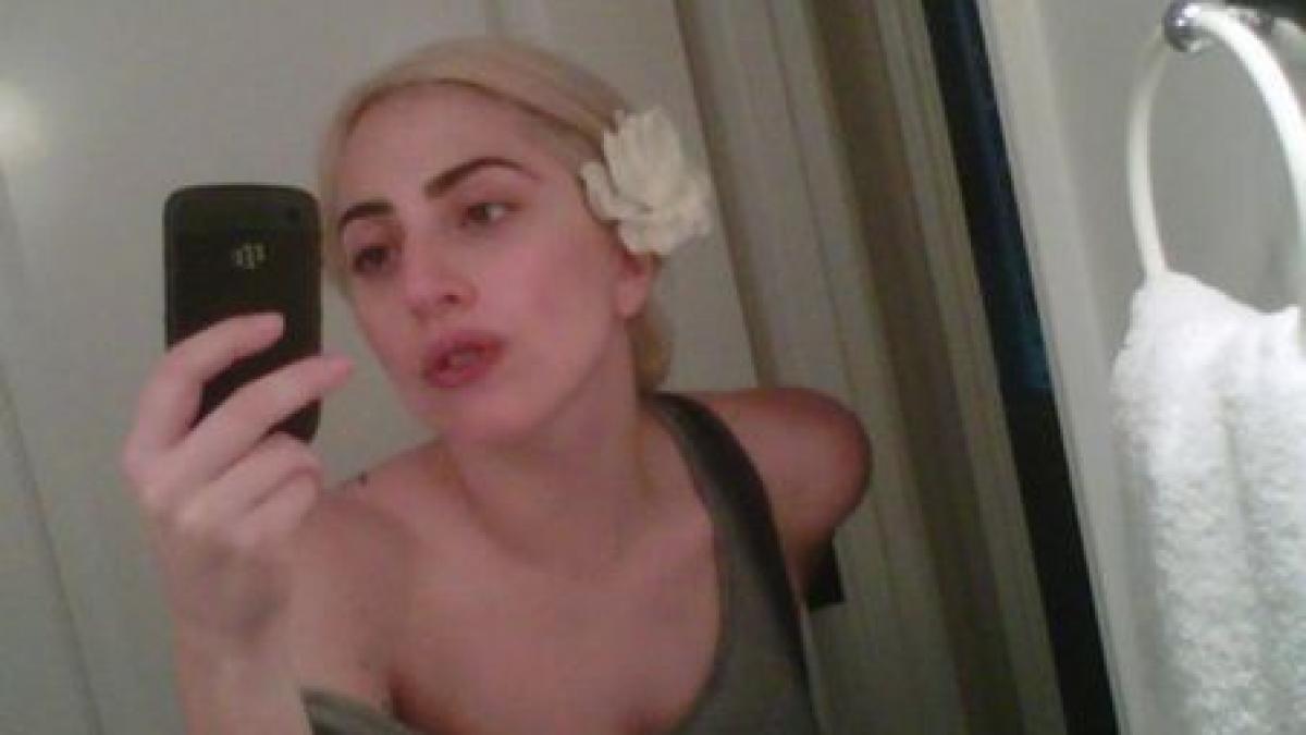 Naturală! Vezi aici cum arată Lady Gaga fără pic de machiaj