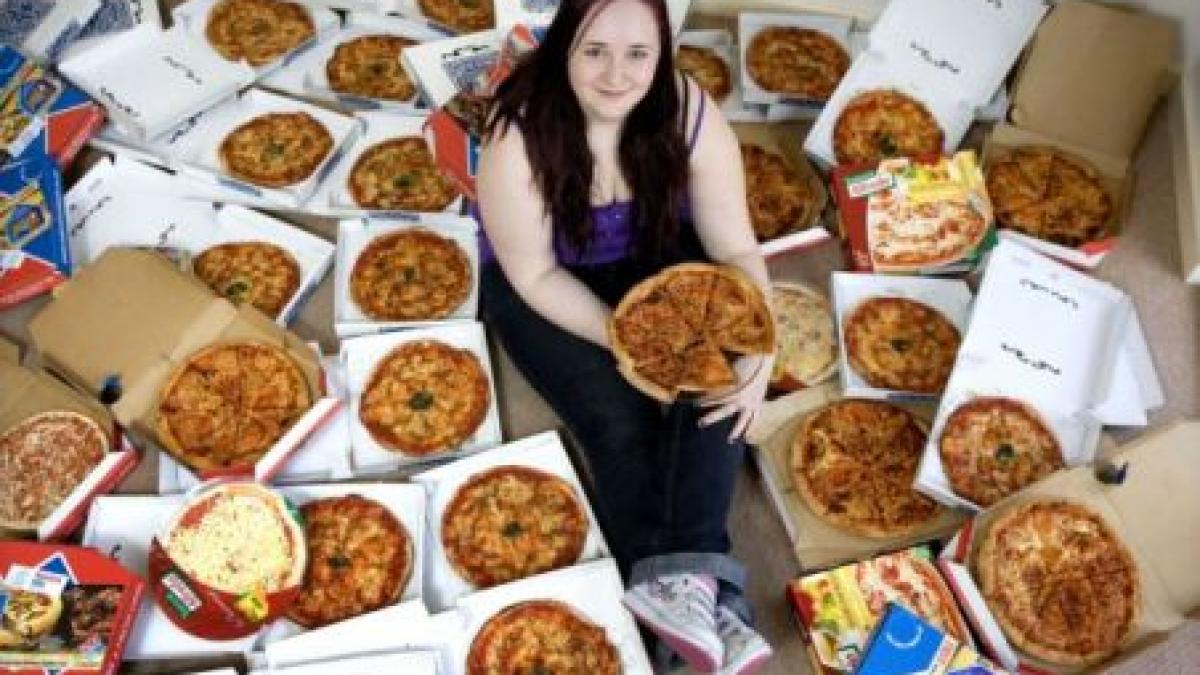 O britanică îşi riscă sănătatea. De 8 ani mănâncă numai pizza Margherita