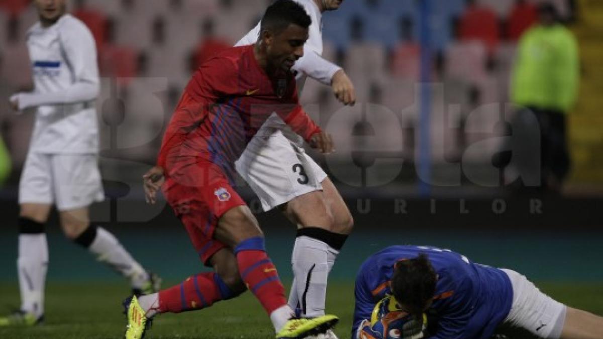 Steaua a învins Sportul cu 4-1 şi a egalat pe Dinamo în clasamentul Ligii I