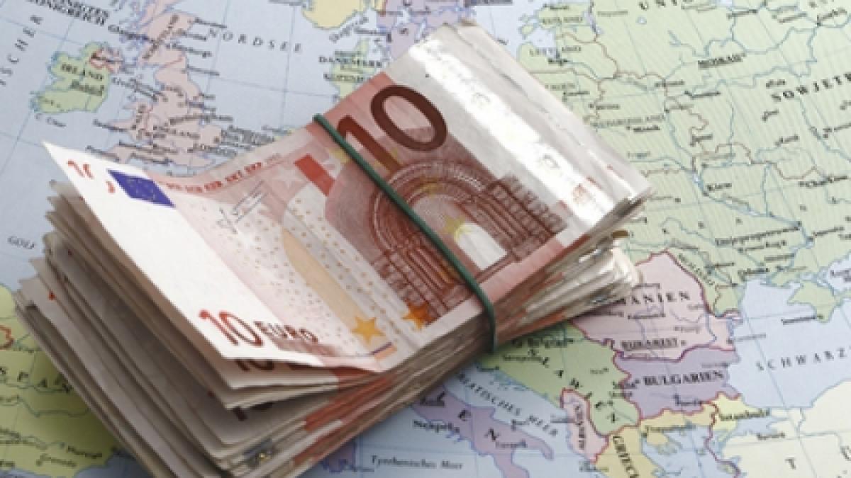 Grecia a primit 25 mld. euro pentru recapitalizarea băncilor de la fondul de urgenţă al UE