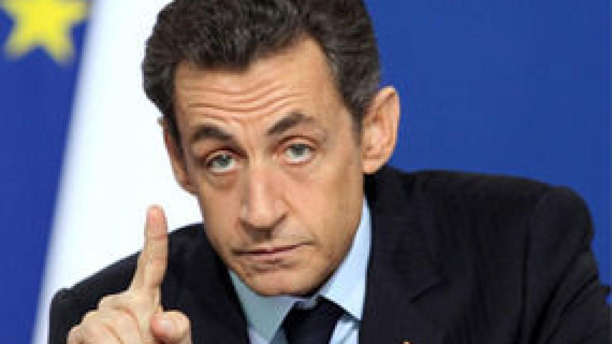 Sarkozy luptă pentru voturile extremei drepte: Dacă Europa nu îşi poate apăra frontiera, Franţa o va face