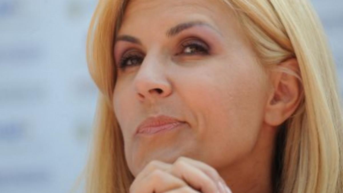 Elena Udrea se ia din nou la întrecere în gafe cu EBA. Vezi ce a declarat de data aceasta