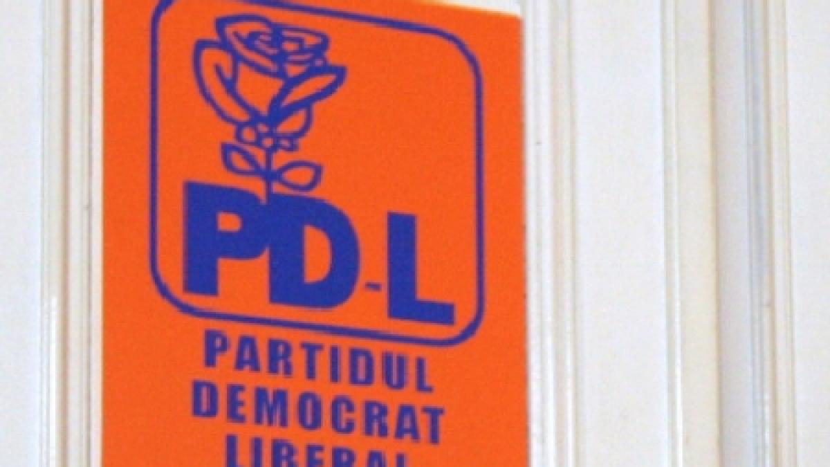 Emoţii în cadrul PDL cu privire la moţiunea de cenzură: &quot;Am emoţii, s-ar putea să treacă. Vedeţi câţi de la USL votează împotrivă&quot;