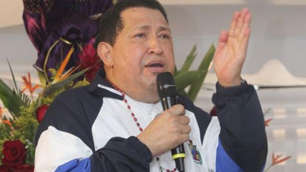 Hugo Chavez revine la Caracas după un alt tratament împotriva cancerului