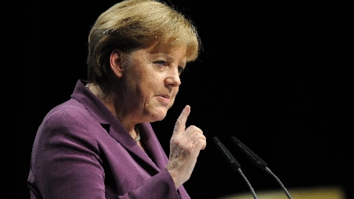 Angela Merkel intenţionează să boicoteze Euro 2012. Pe cine vrea să elibereze din închisoare