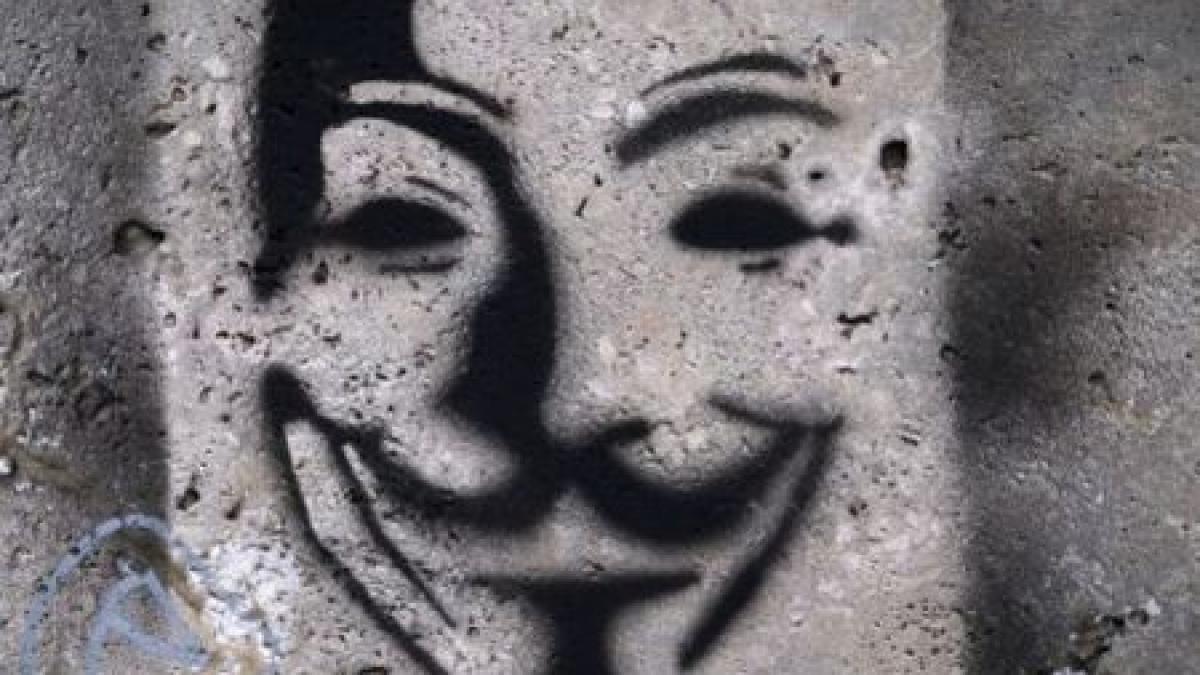 Hackerii de la Anonymous au atacat site-ul Kremlinului