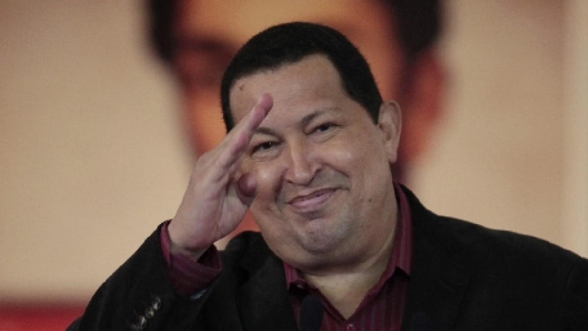 Hugo Chavez s-a întors la Caracas şi a anunţat &quot;încheierea şi succesul&quot; radioterapiei