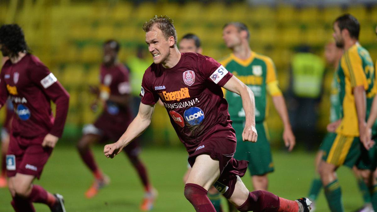 CFR Cluj a învins cu 5-0 la Mioveni şi a mai făcut un pas spre titlu