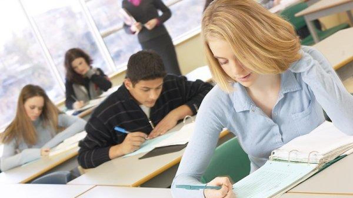 Se mai schimbă ceva la examenul de Bacalaureat din acest an? Ministrul Educaţiei face astăzi un anunţ public