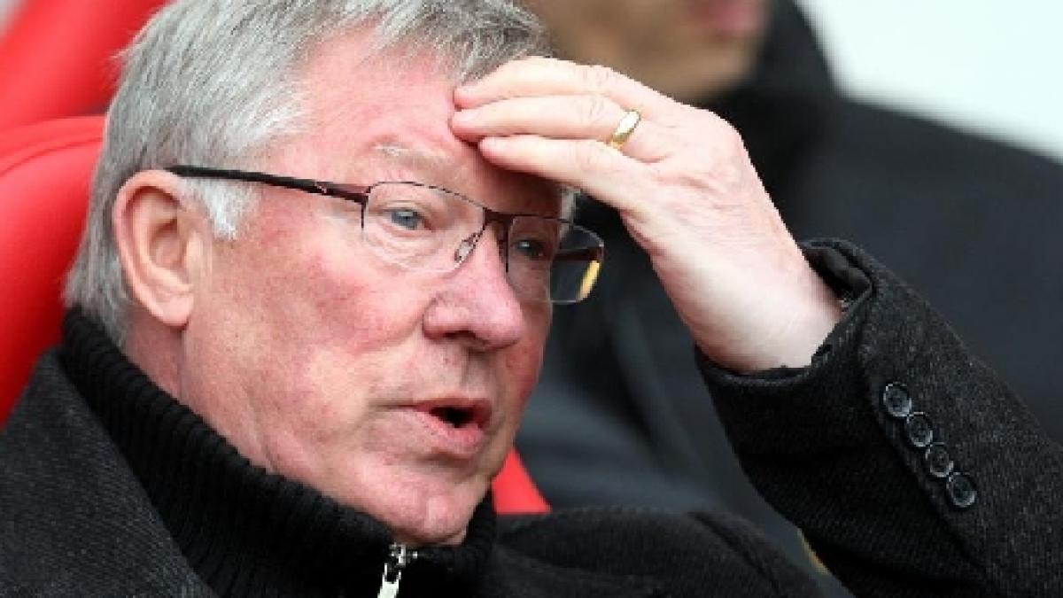 Antrenorul echipei de fotbal Manchester United, Alex Ferguson, a ajuns la spital