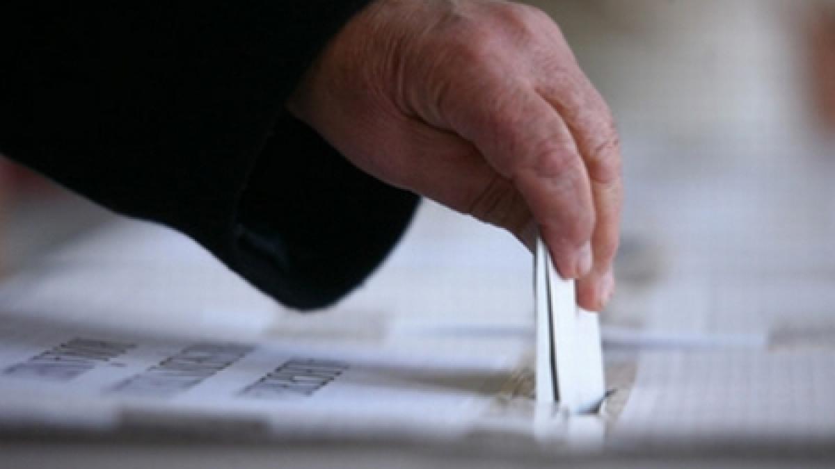 BEC va face informări privind prezenţa la vot la locale la orele 11,30, 15,30, 18,30 şi 22,30