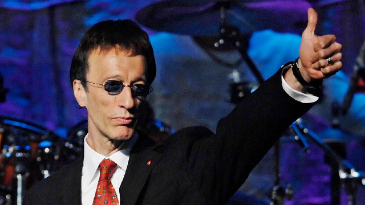 Robin Gibb, membrul trupei Bee Gees, a murit la vârsta de 62 de ani 