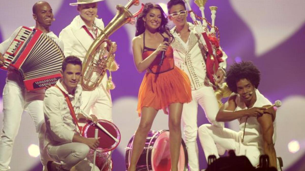 Ce s-a întâmplat cu Mandinga pe scenă la Eurovision. Incidentul care putea să ne coste scump