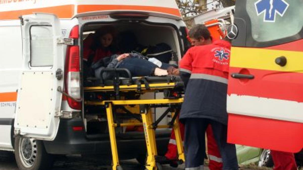 Accident cumplit în Iaşi. Trei persoane au murit şi o fetiţă de 6 ani a fost grav rănită 