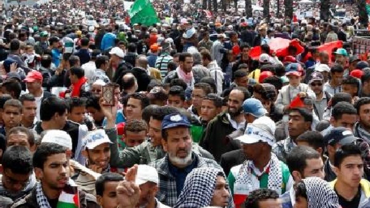 Casablanca. Zeci de mii de persoane protestează împotriva Guvernului islamist