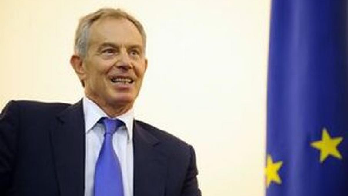 Tony Blair, numit &quot;criminal de război&quot; de un protestatar care a pătruns la audierea fostului premier britanic