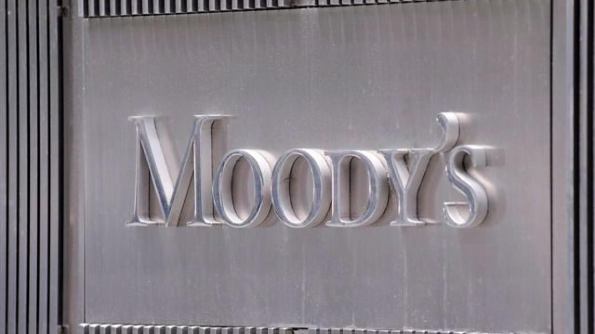 Moody's scade ratingul Greciei la cel mai mic nivel posibil