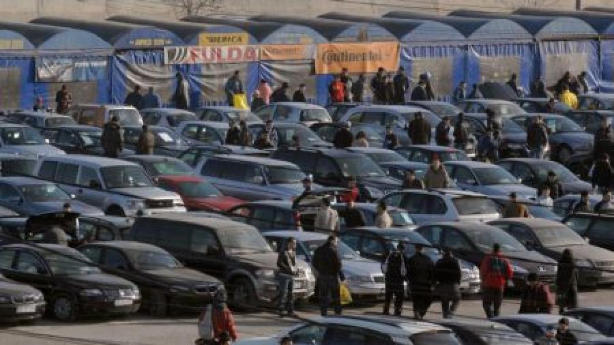 Mare atenţie dacă aveţi de gând să cumpăraţi o maşină second hand! Interpolul a descoperit autoturisme furate în cel mai mare târg auto 