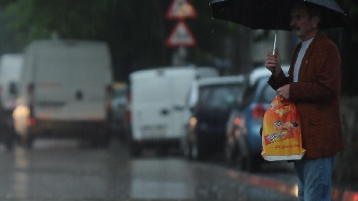 Revin ploile. Vezi aici zonele vizate de informarea meteorologilor