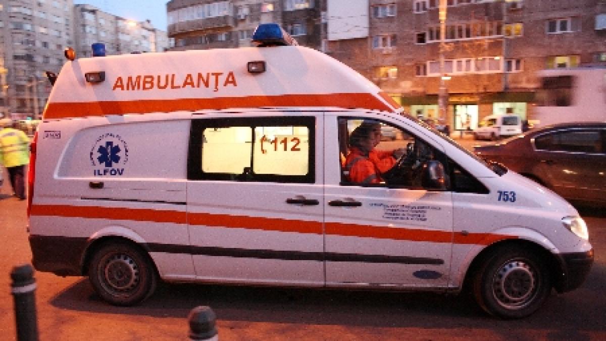 Vei fi uimit să afli pentru ce cheamă bucureştenii ambulanţa