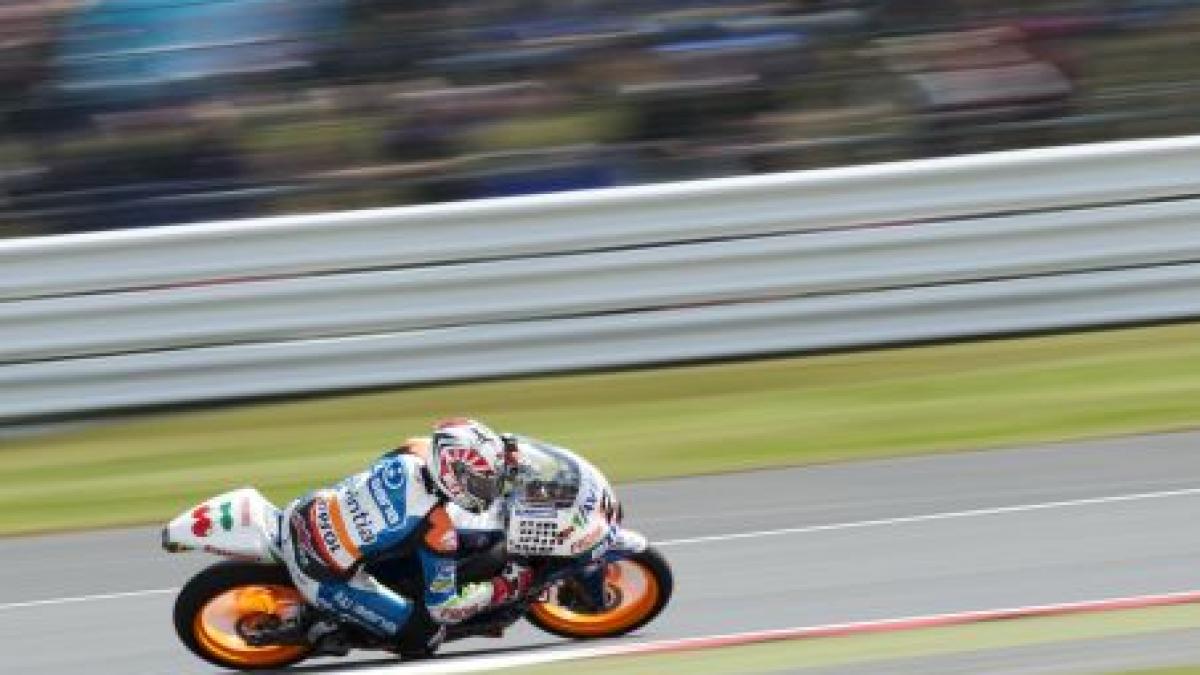 Spaniolul Maverick Vinales a câştigat Grand Prix-ul Marii Britanii la Moto3