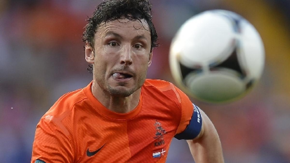 Mark van Bommel şi-a anunţat retragerea din naţionala Olandei