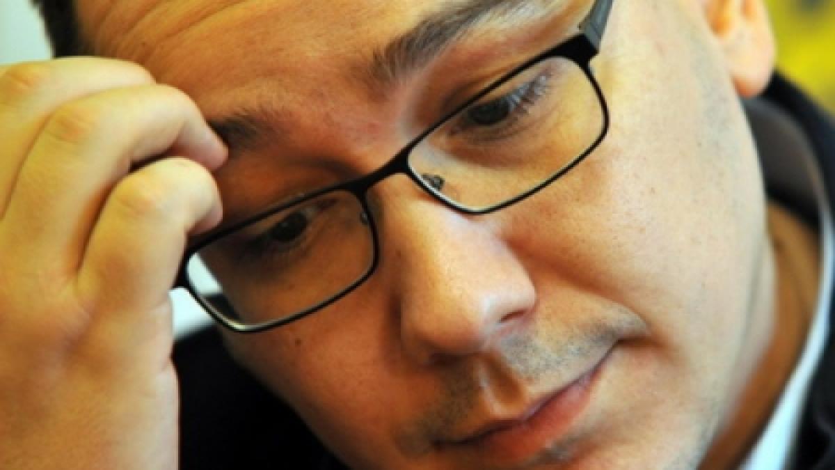 Ponta va discuta luni cu Băsescu pe tema plecării la summit. Preşedintele, în fruntea listei trimise MAE