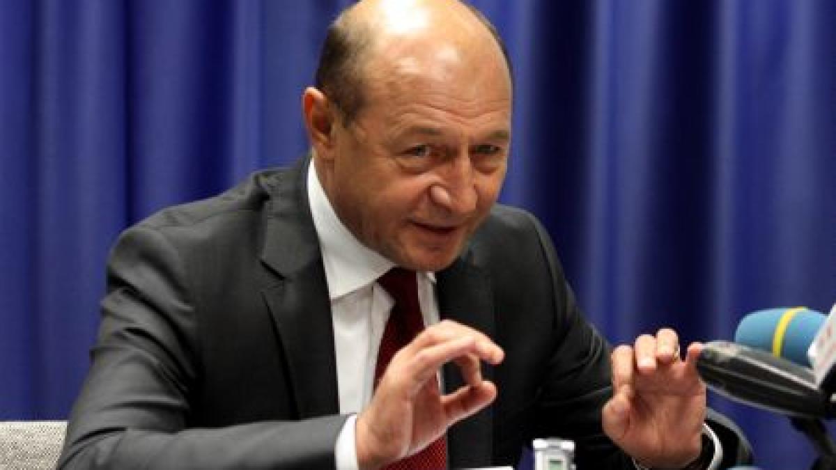 Băsescu: N-ai cum să reuşeşti în politică dacă n-ai reuşit în viaţă