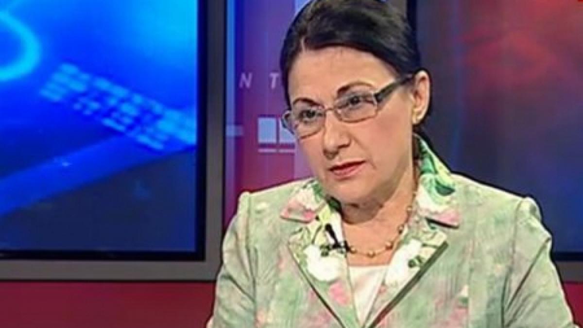 Ecaterina Andronescu - noul ministru al Educaţiei. Aceasta a depus jurământul 