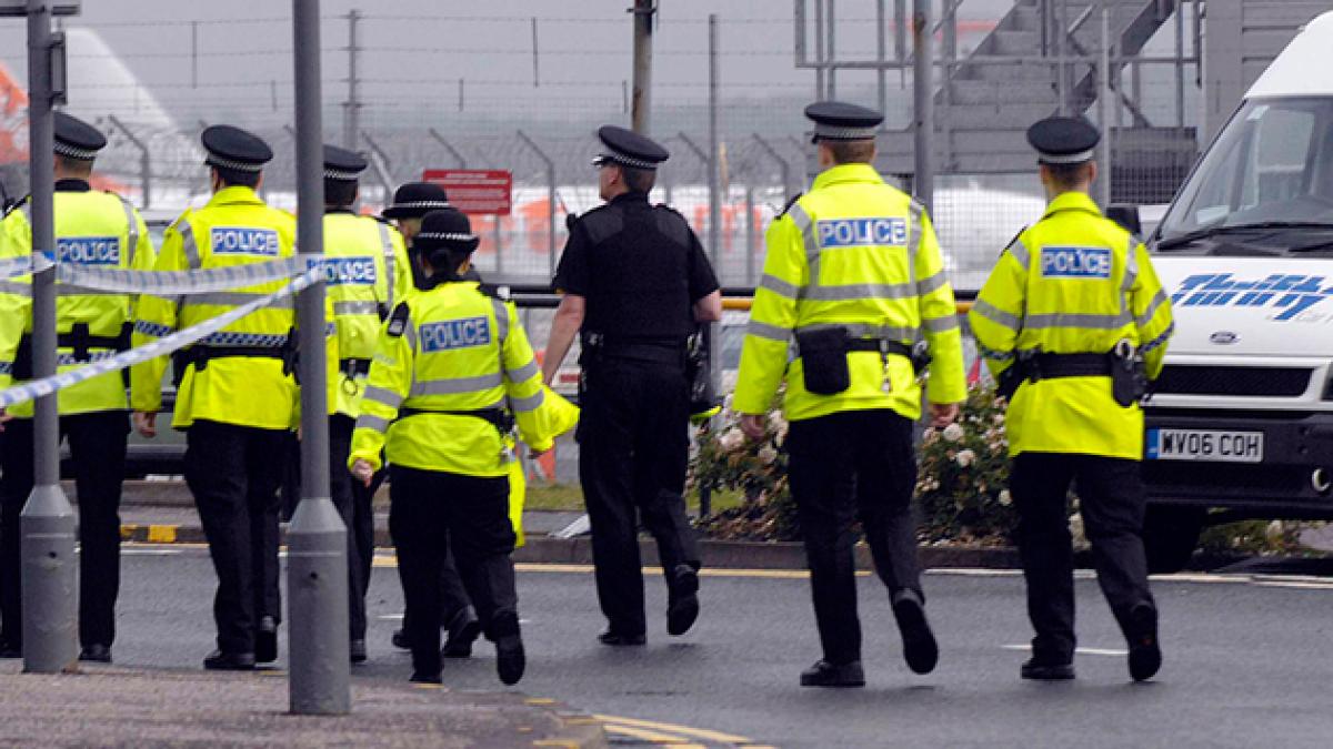 Londra. Şase presupuşi terorişti au fost arestaţi 