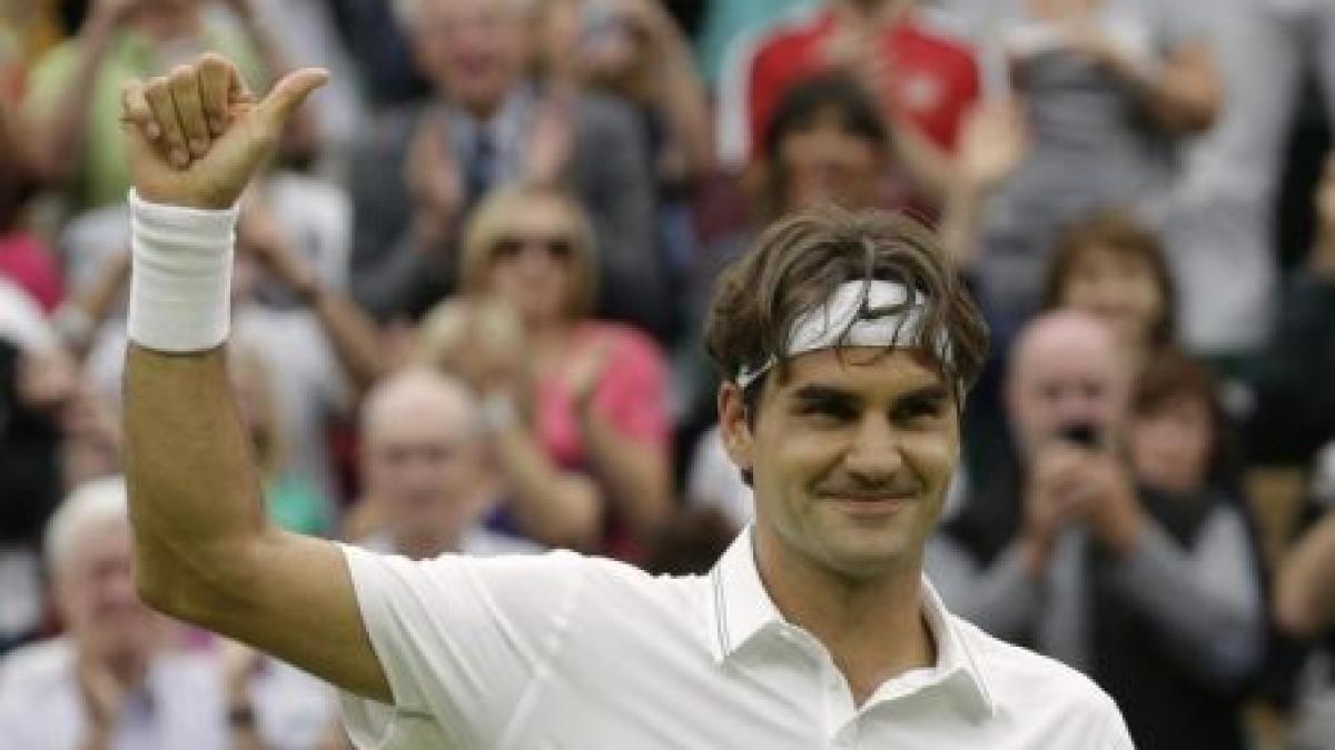 Roger Federer l-a învins pe Novak Djokovic şi merge în finală la Wimbledon